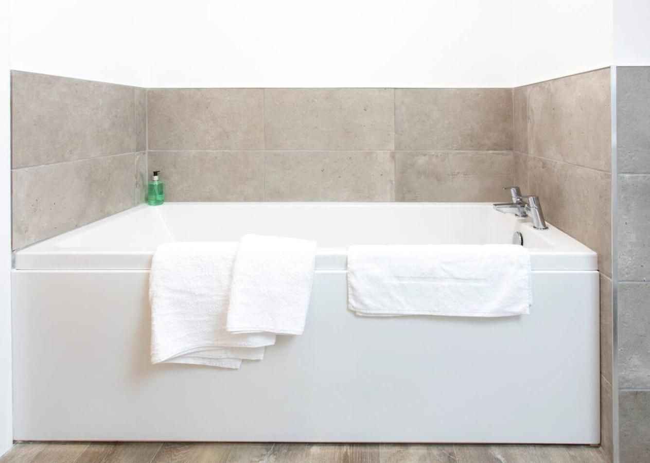 Remarkable 2-Bed Apartment In Culross Εξωτερικό φωτογραφία
